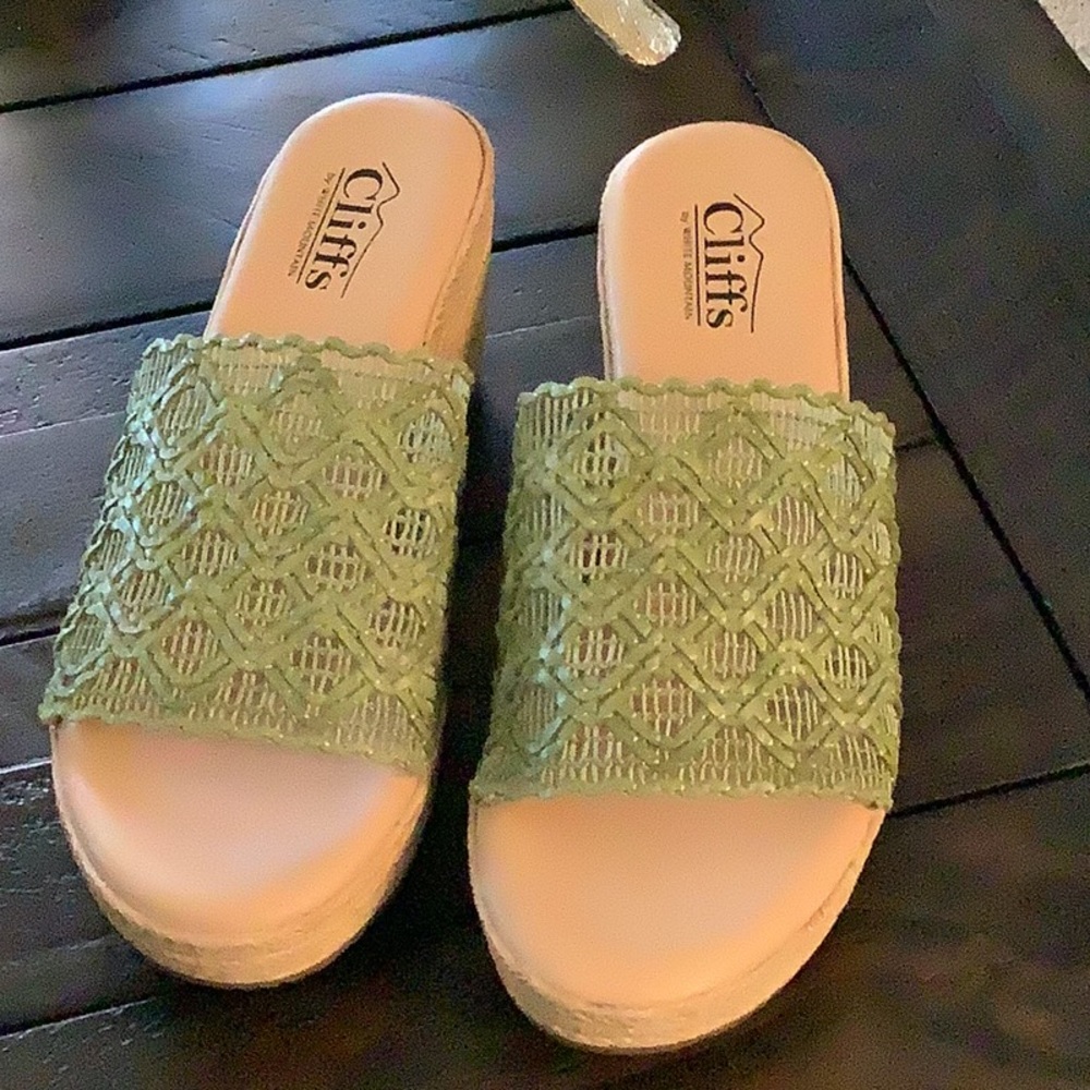 Women's Green Slide Sandals